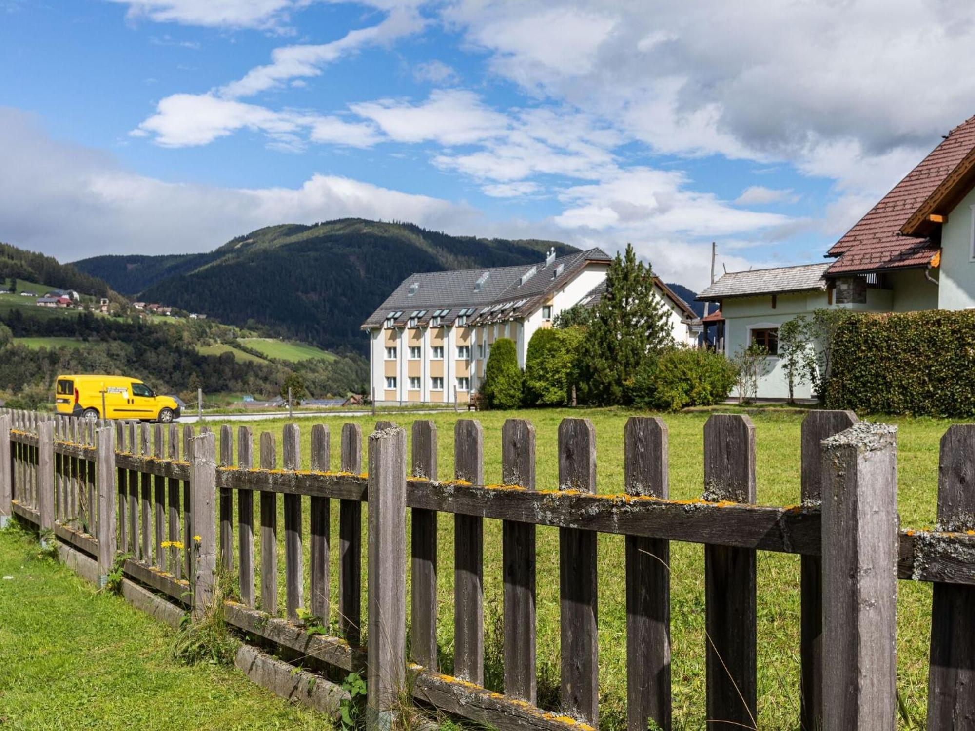 Apartment Close To Skiing Sankt Margarethen im Lungau Luaran gambar